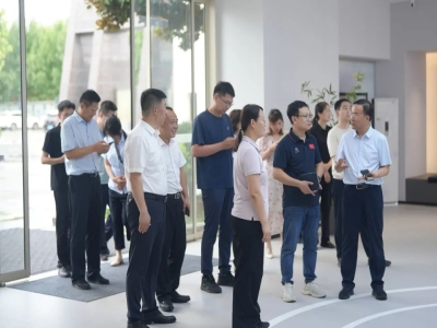 綠色建材產(chǎn)業(yè)鏈融鏈固鏈再發(fā)力！哈工大王代玉教授一行蒞臨天意機(jī)械、卓越精工考察調(diào)研